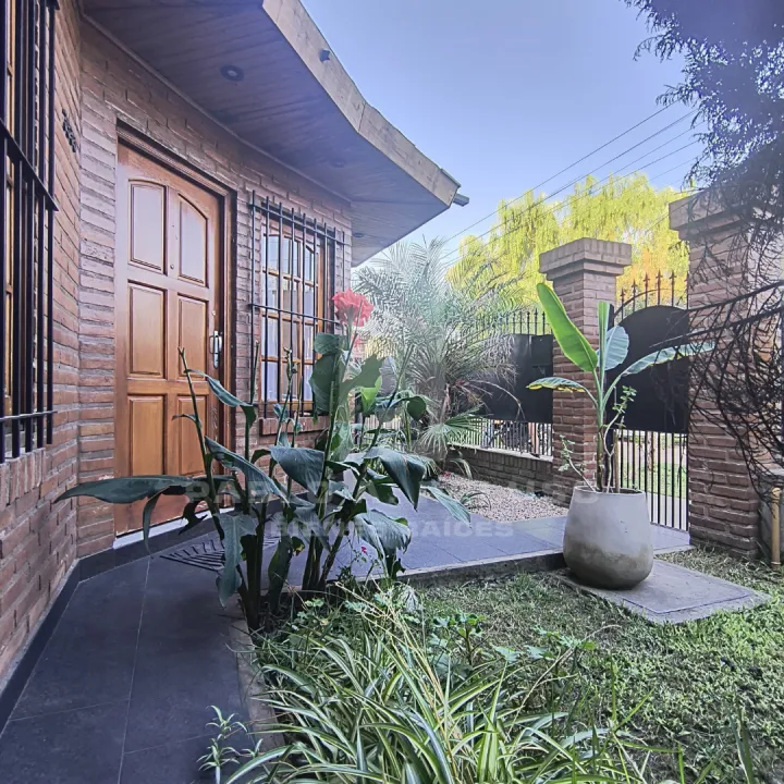 CASA 6 AMBIENTES EN MARIANO ACOSTA, MERLO. ZONA OESTE, BUENOS AIRES