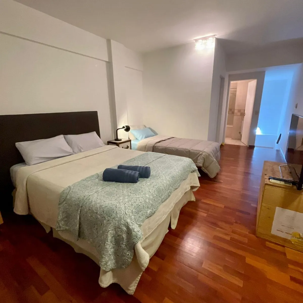 Excelente Duplex En Colegiales En Piso Alto.