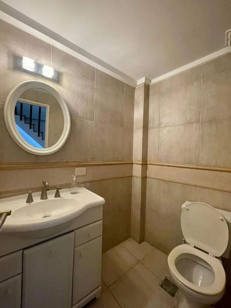 Excelente Duplex En Colegiales En Piso Alto.