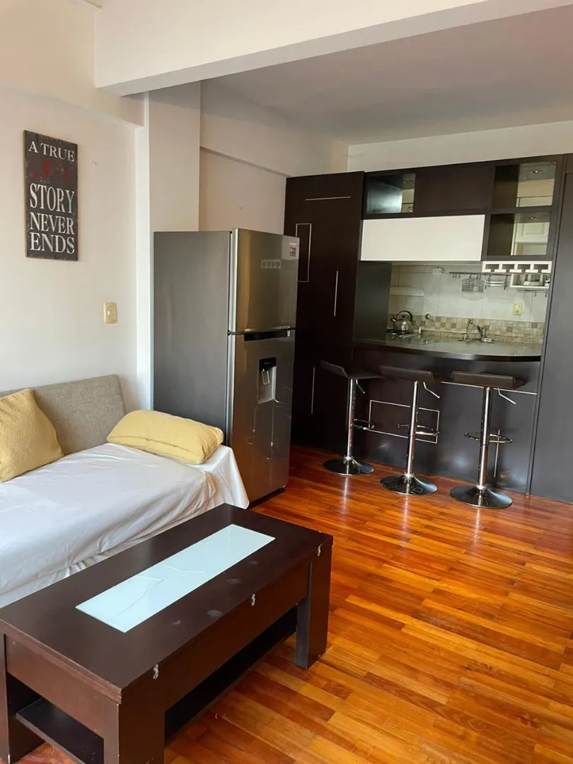 Excelente Duplex En Colegiales En Piso Alto.