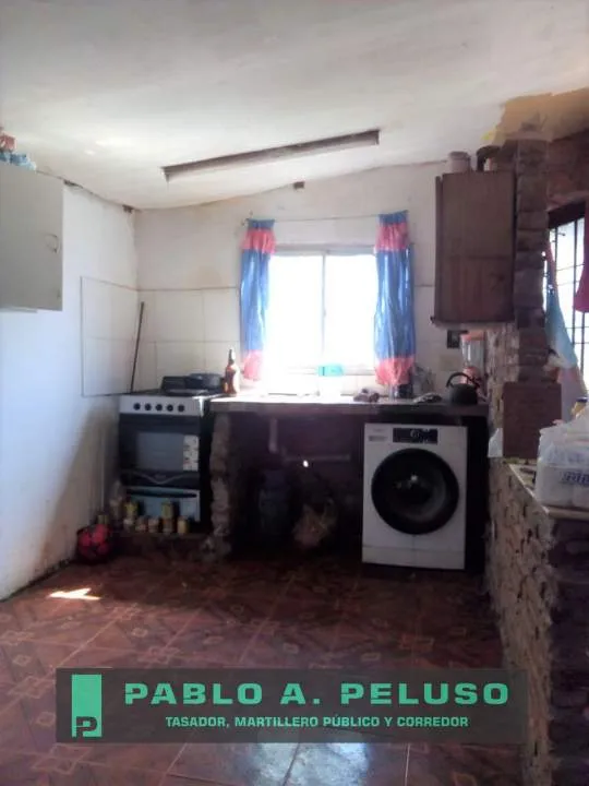 VENTA CASA Y 4 DEPARTAMENTOS. LIBERTAD, MERLO. ZONA OESTE. BUENOS AIRES