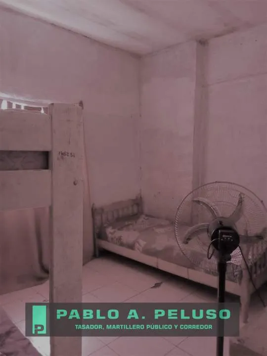 VENTA CASA Y 4 DEPARTAMENTOS. LIBERTAD, MERLO. ZONA OESTE. BUENOS AIRES