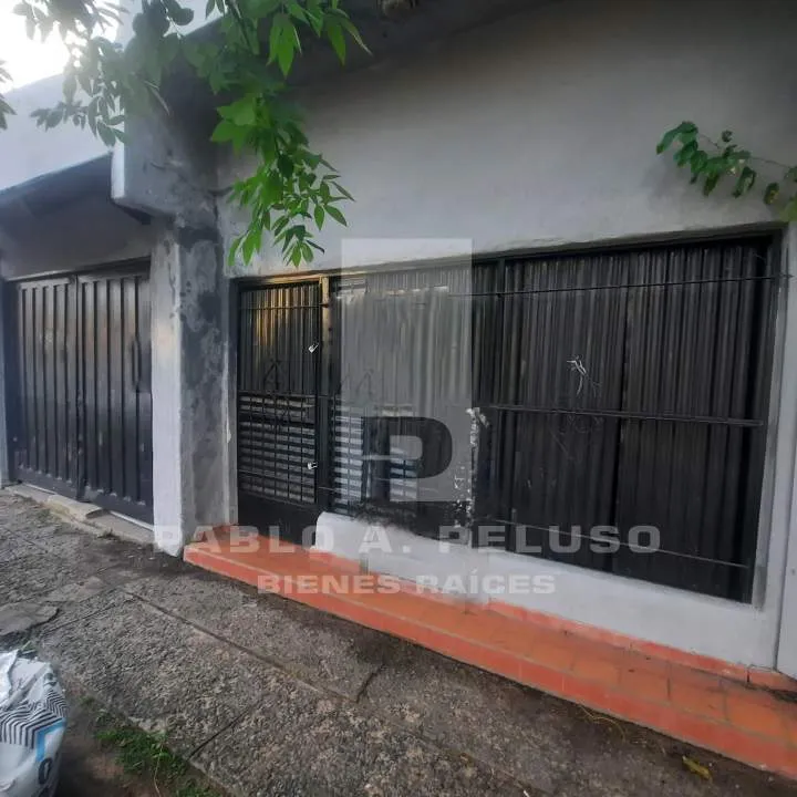 VENTA GALPÓN, LOCAL Y DEPARTAMENTO. ITUZAINGÓ NORTE. ZONA OESTE. BUENOS AIRES