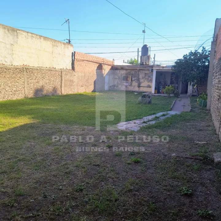 CASA 2 AMBIENTES. PARQUE SAN MARTIN, MERLO. ZONA OESTE. BUENOS AIRES
