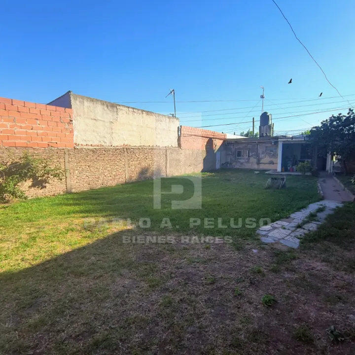 CASA 2 AMBIENTES. PARQUE SAN MARTIN, MERLO. ZONA OESTE. BUENOS AIRES