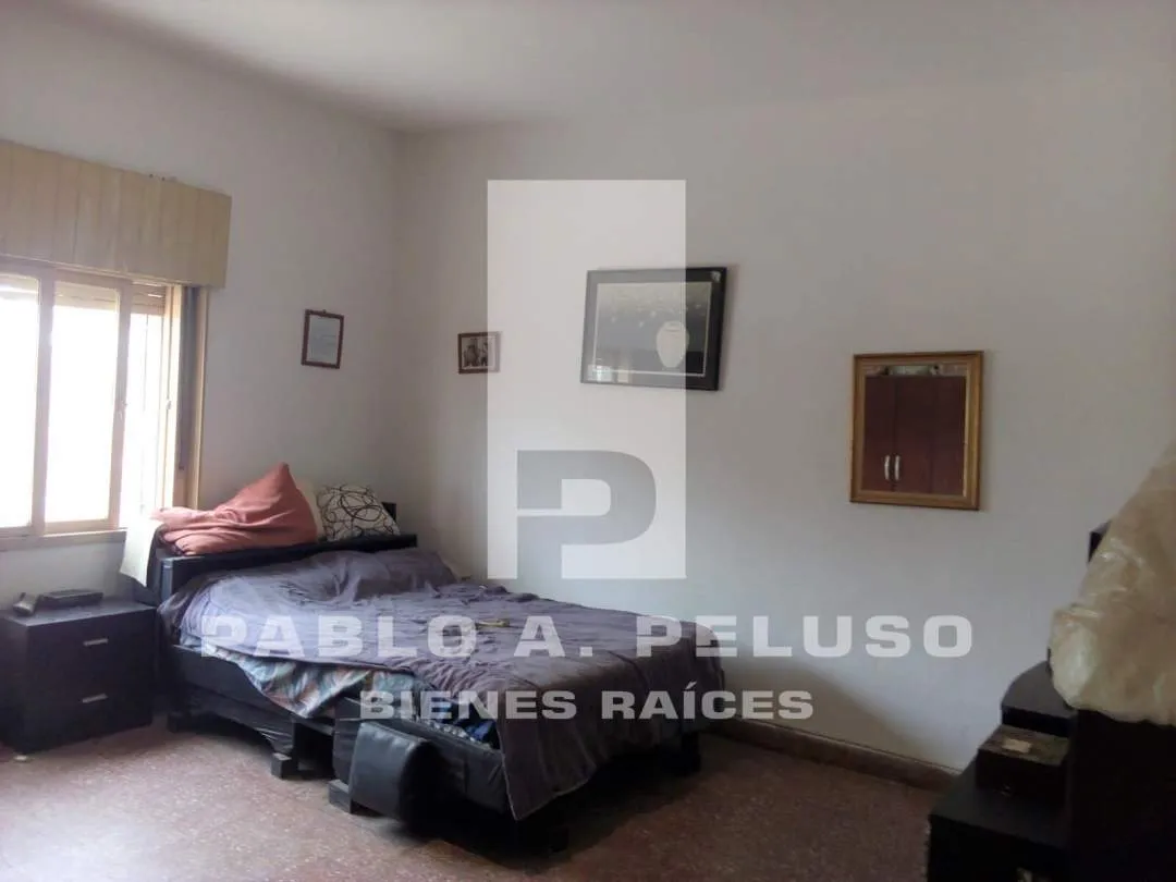 CASA 2 AMBIENTES. PARQUE SAN MARTIN, MERLO. ZONA OESTE. BUENOS AIRES