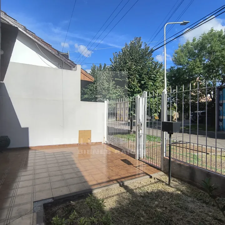 VENTA DE PH 3 AMBIENTES. SAN ANTONIO DE PADUA, MERLO. ZONA OESTE. BUENOS AIRES.