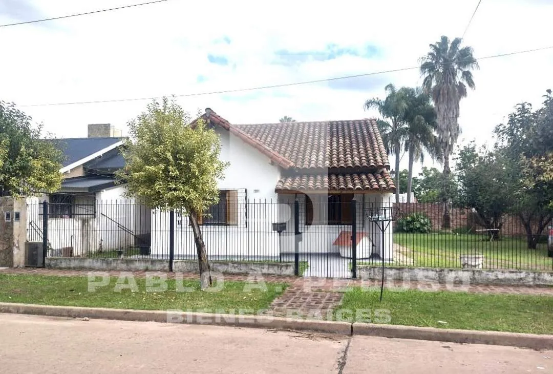 VENTA CASA 3 AMBIENTES. PARQUE SAN MARTIN, MERLO. ZONA OESTE. BUENOS AIRES