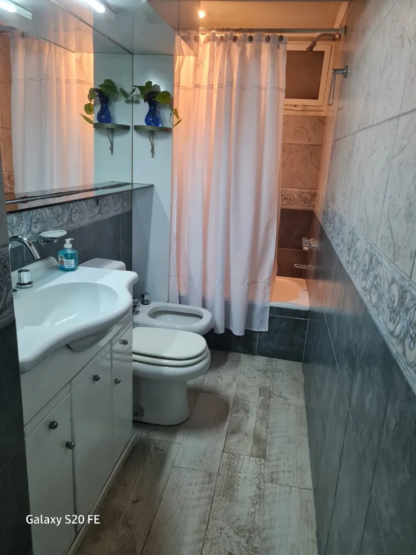 Monoambiente Dividido Con Patio En Recoleta