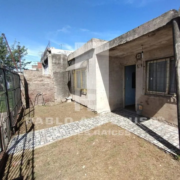 CASA 3 AMBIENTES. MERLO. ZONA OESTE. BUENOS AIRES