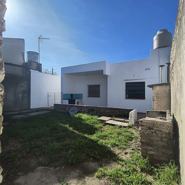 VENTA CASA 3 AMBIENTES. MERLO NORTE. ZONA OESTE. BUENOS AIRES.
