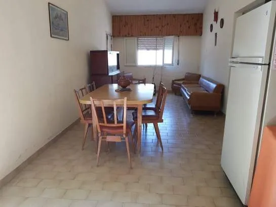 CHALET  EN ZONA RESIDENCIAL