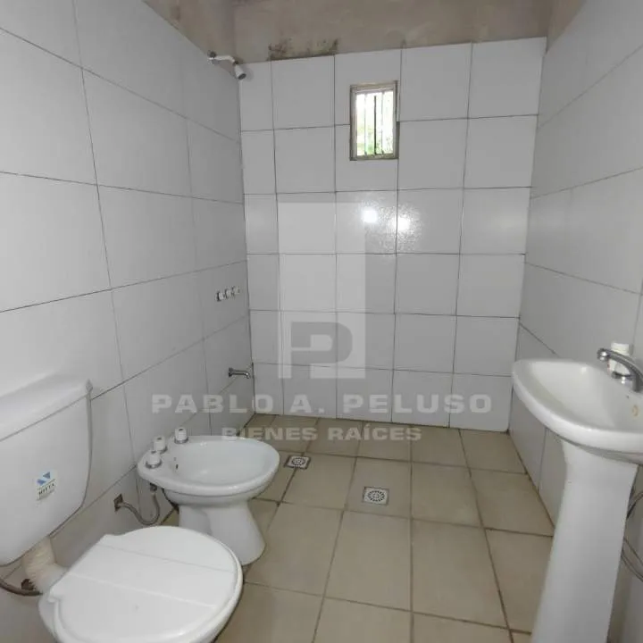VENTA DE CASA 4 AMBIENTES. MERLO. ZONA OESTE. BUENOS AIRES.