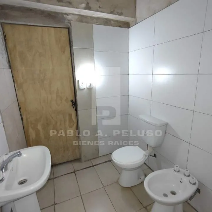 VENTA DE CASA 4 AMBIENTES. MERLO. ZONA OESTE. BUENOS AIRES.