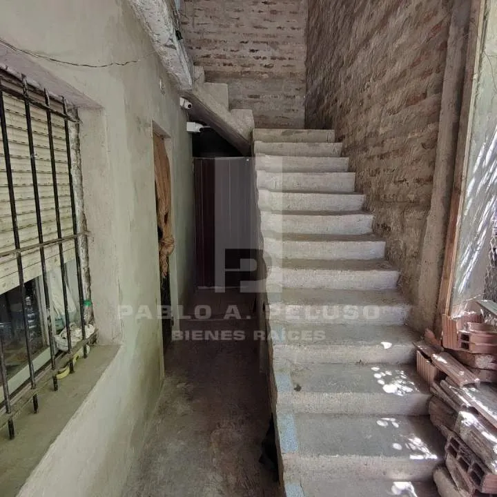 VENTA DE CASA 4 AMBIENTES. MERLO. ZONA OESTE. BUENOS AIRES.