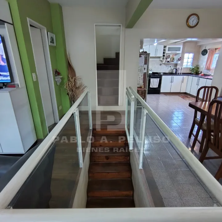 VENTA CASA 4 AMBIENTES EN ZONA OESTE. BUENOS AIRES.