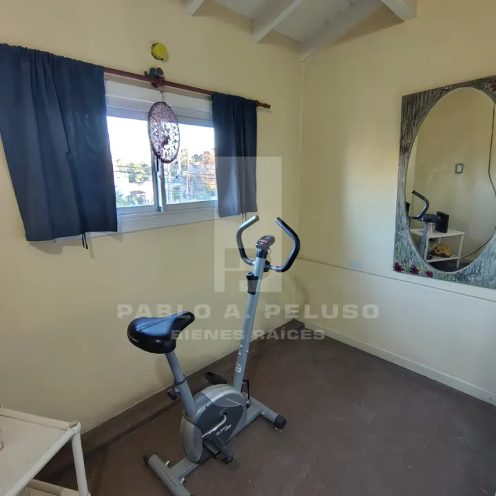 VENTA CASA 4 AMBIENTES EN ZONA OESTE. BUENOS AIRES.