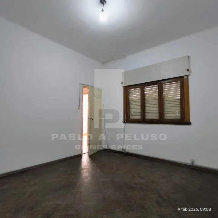 VENTA DE DEPARTAMENTO INTERNO PLANTA BAJA EN EL CENTRO DE MERLO. ZONA OESTE. BUENOS AIRES.