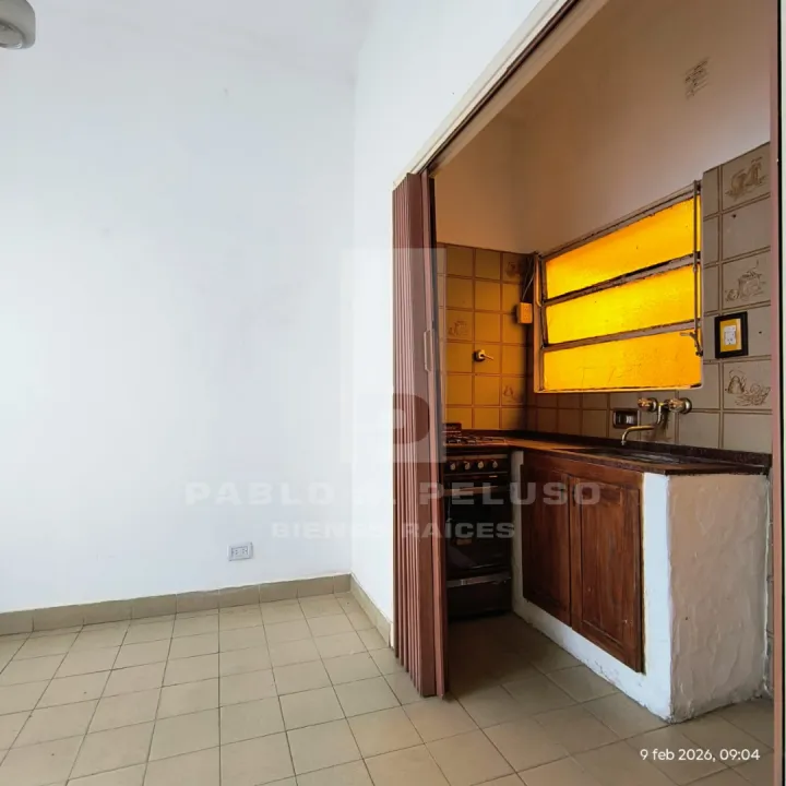 VENTA DE DEPARTAMENTO INTERNO PLANTA BAJA EN EL CENTRO DE MERLO. ZONA OESTE. BUENOS AIRES.