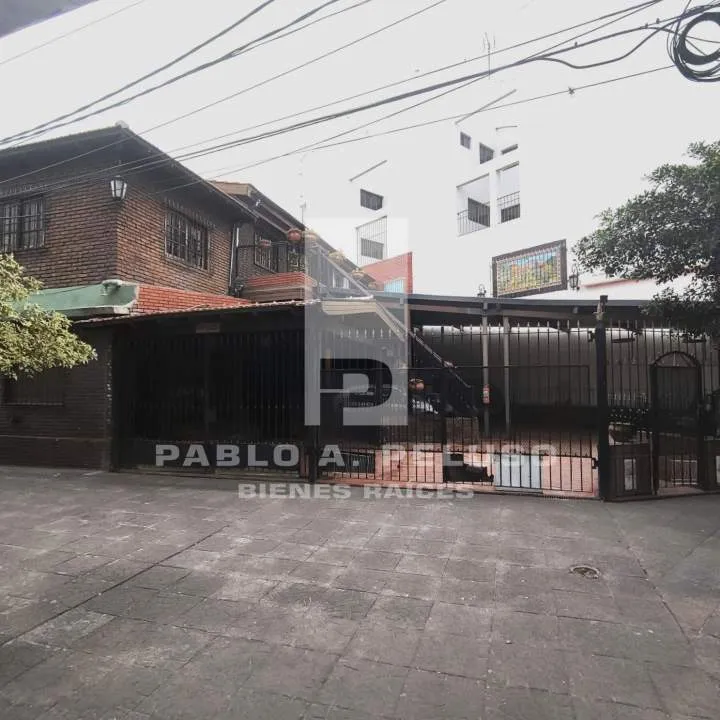 CASA, OFICINA Y COCHERAS. MERLO. ZONA OESTE. BUENOS AIRES