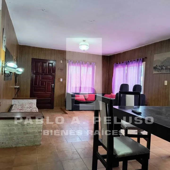 VENTA CASA 4 AMBIENTES Y MONOAMBIENTE EN MERLO. ZONA OESTE. BUENOS AIRES.