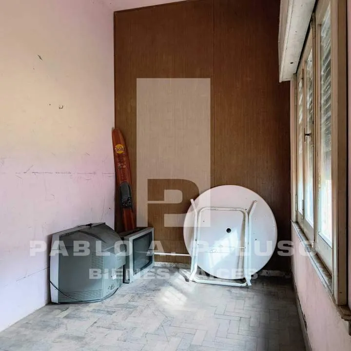 VENTA CASA 4 AMBIENTES Y MONOAMBIENTE EN MERLO. ZONA OESTE. BUENOS AIRES.