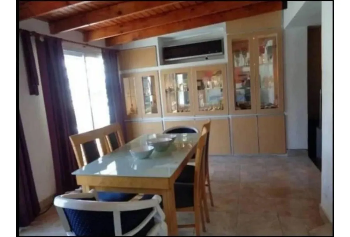 Excelente Departamento De 3 Ambientes Con Patio En Almagro.