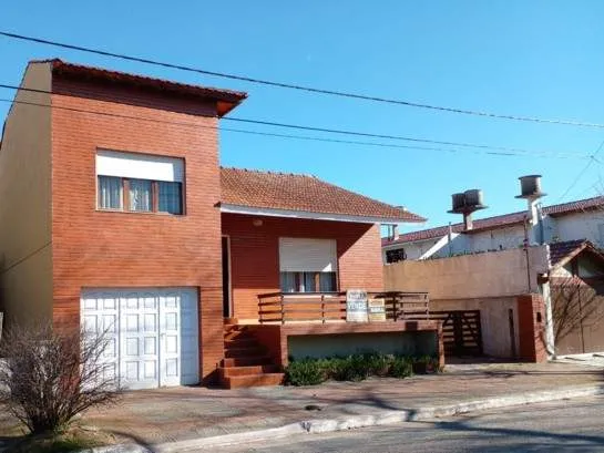 CHALET A 100 MTS DEL MAR