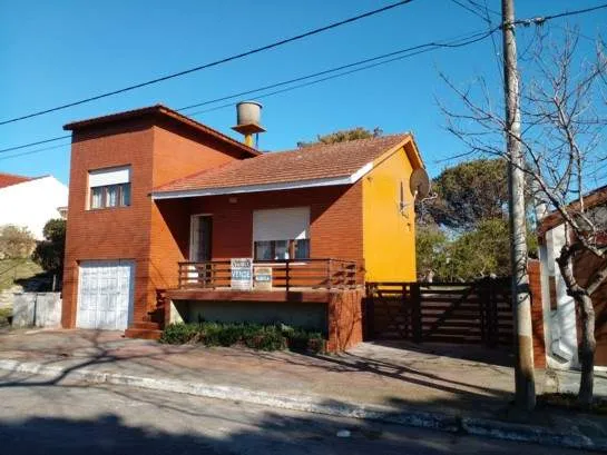 CHALET A 100 MTS DEL MAR
