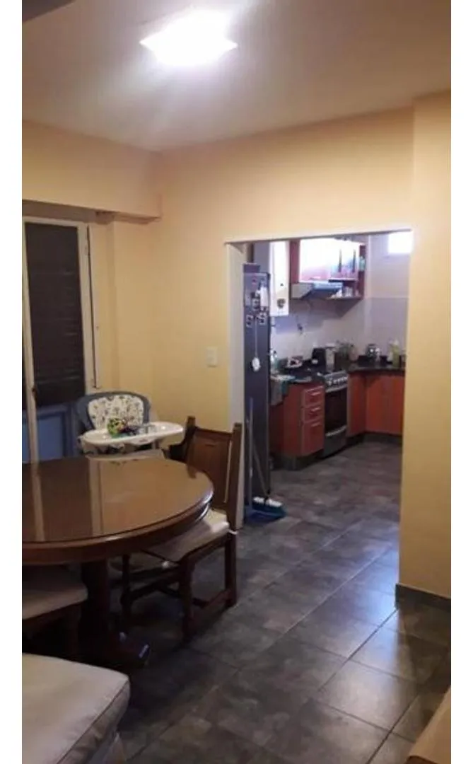 En Venta Excelente Piso 5 Ambientes Reciclado