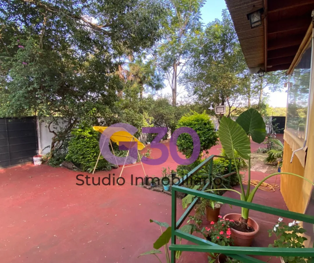Quincho / Casa a la venta Barrio Pellegrini.