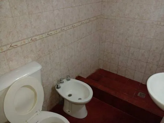CHALET CON AMPLIO TERRENO