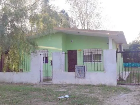 CHALET CON AMPLIO TERRENO
