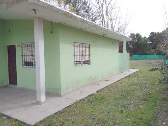 CHALET CON AMPLIO TERRENO