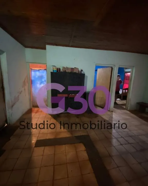 Amplia propiedad con casa a reciclar