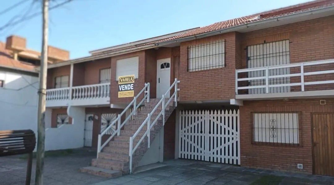 DUPLEX EN PLANTA ALTA (VENDIDO)