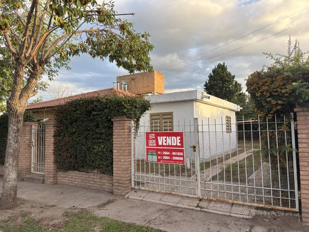 Casa. B° Los Eucaliptus. Juana Koslay