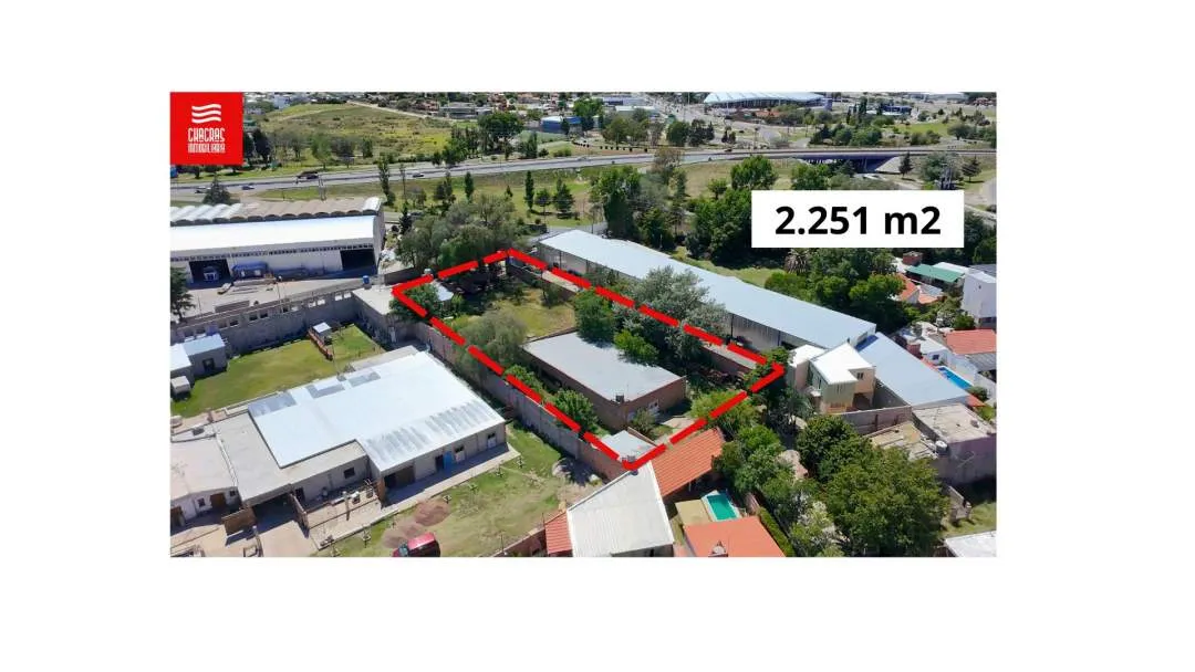 Propiedad Multifuncional. Av. Circunvalacíón. Zona EDIRO