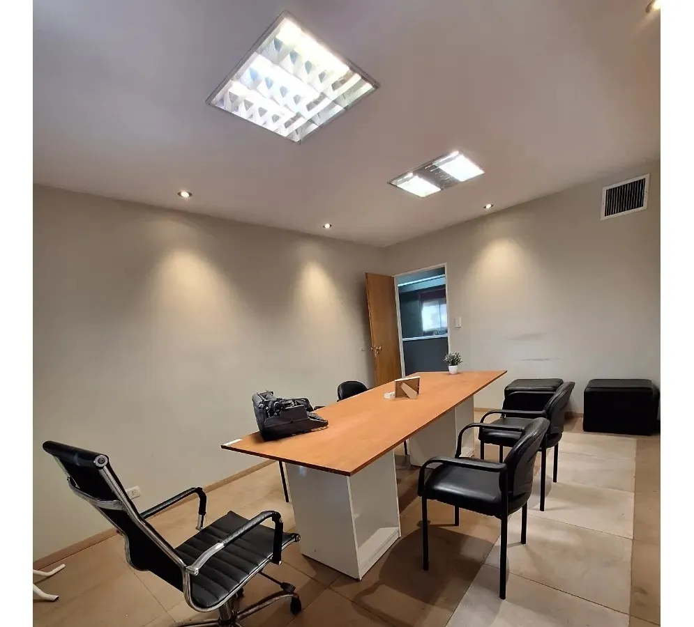 Pellegrini 1800, San Martín, Barrio Parque Gral San Martín,