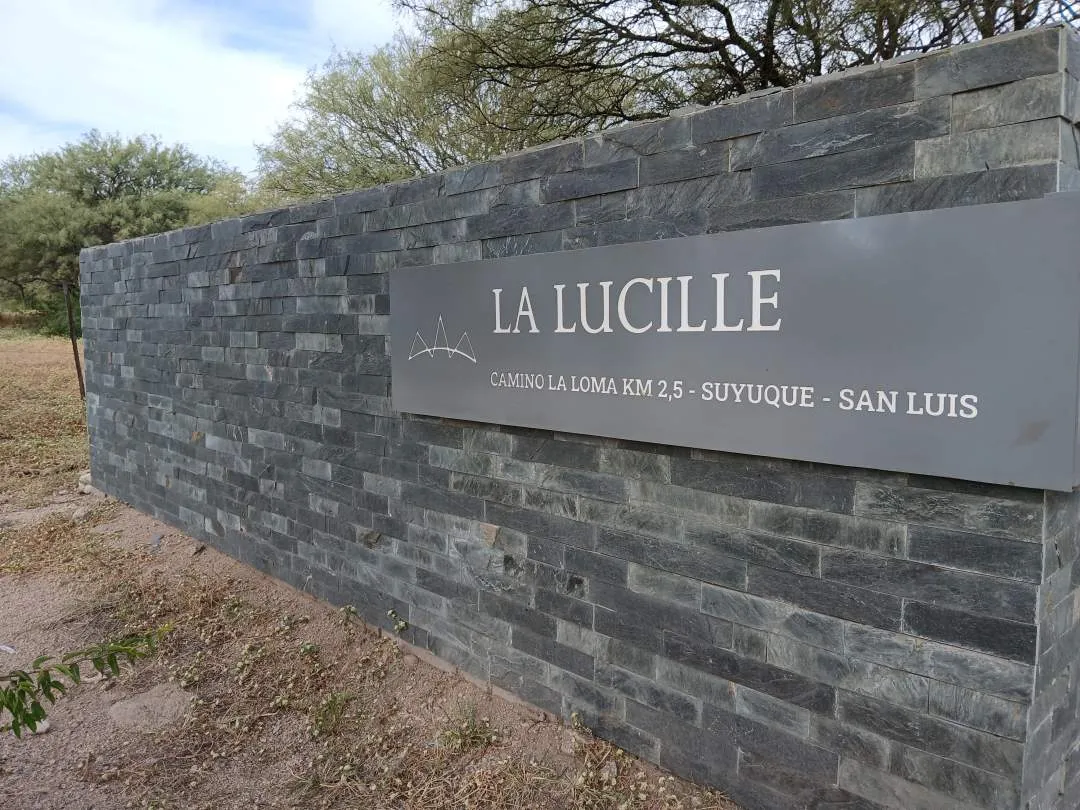 Terreno.  B° La Lucille
