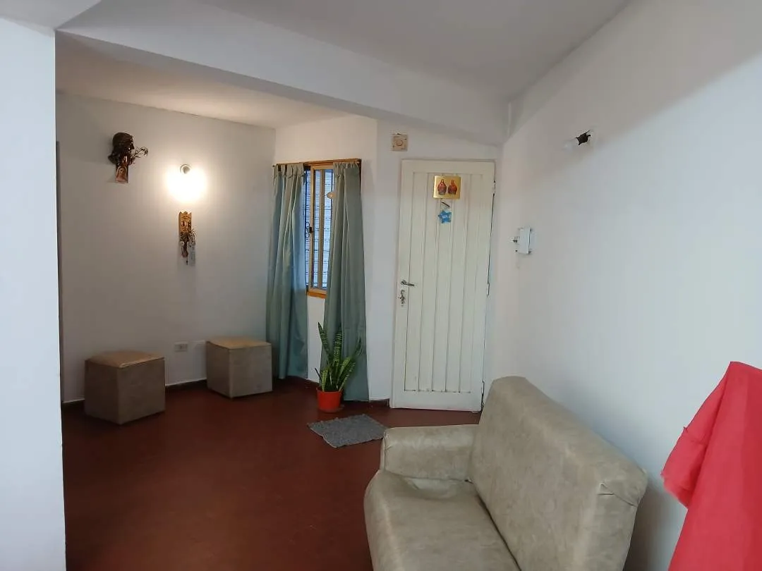 Departamento 4 Dormitorios. Rivadavia y Buenos Aires