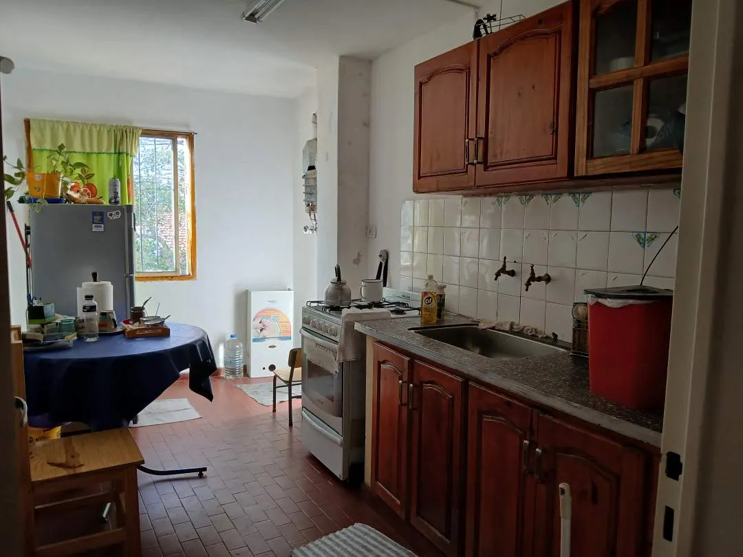 Departamento 4 Dormitorios. Rivadavia y Buenos Aires