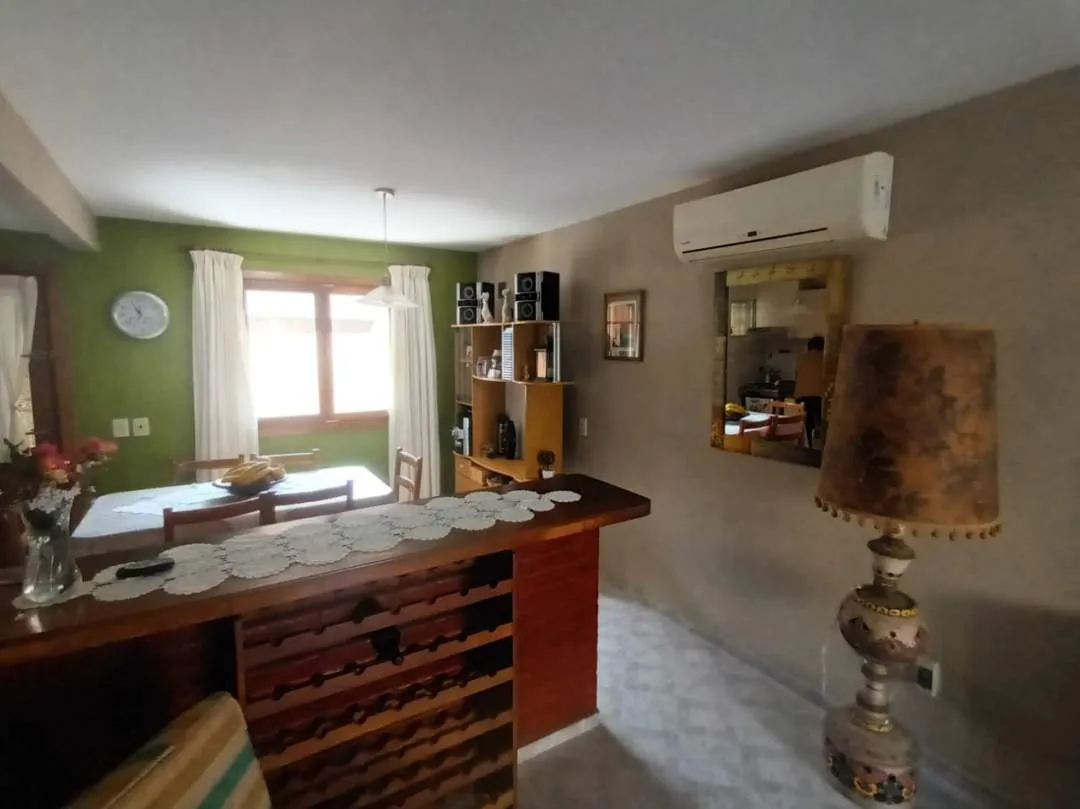 433 - TRIPLEX 3 DORMITORIOS , 2 BAÑOS