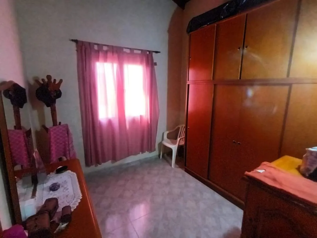 433 - TRIPLEX 3 DORMITORIOS , 2 BAÑOS