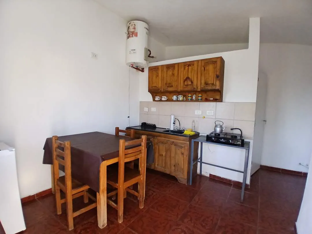 Complejo de Cabañas + Local Comercial + Casa