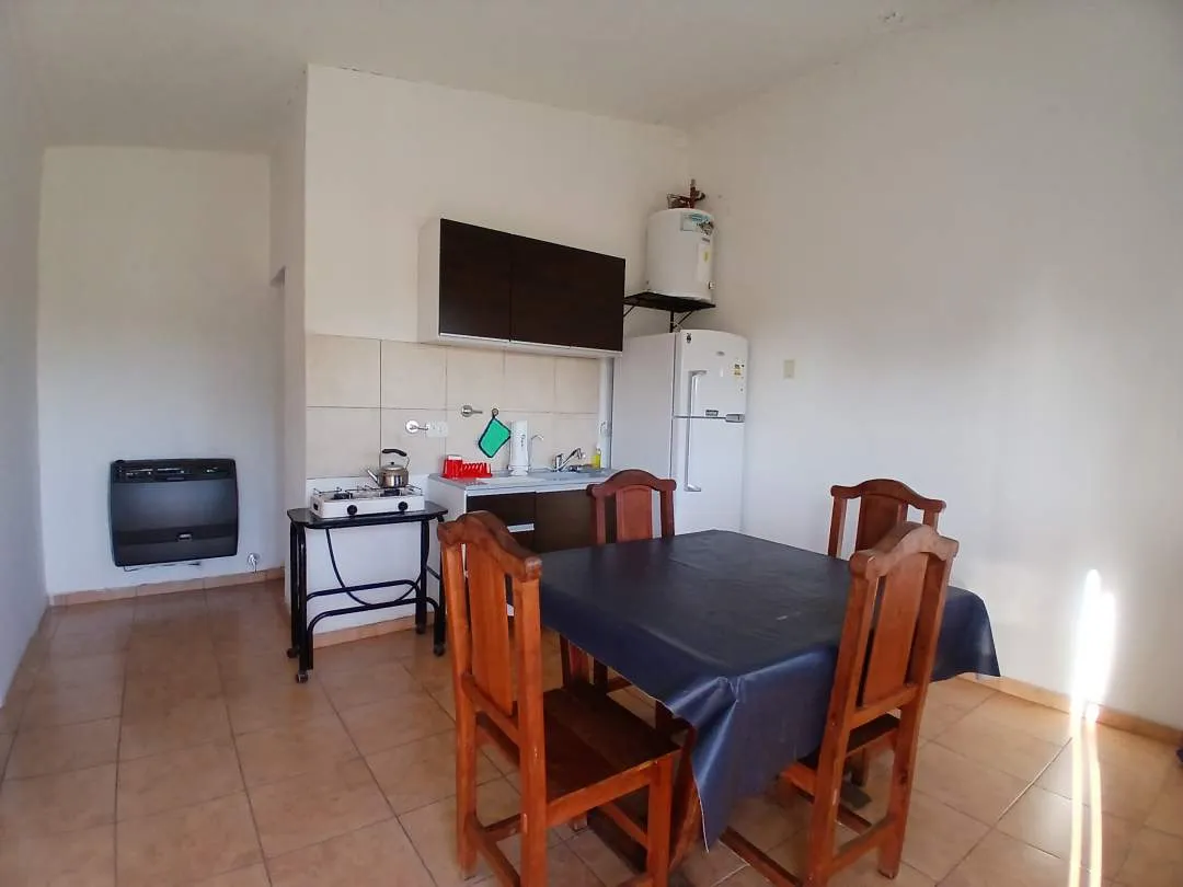 Complejo de Cabañas + Local Comercial + Casa