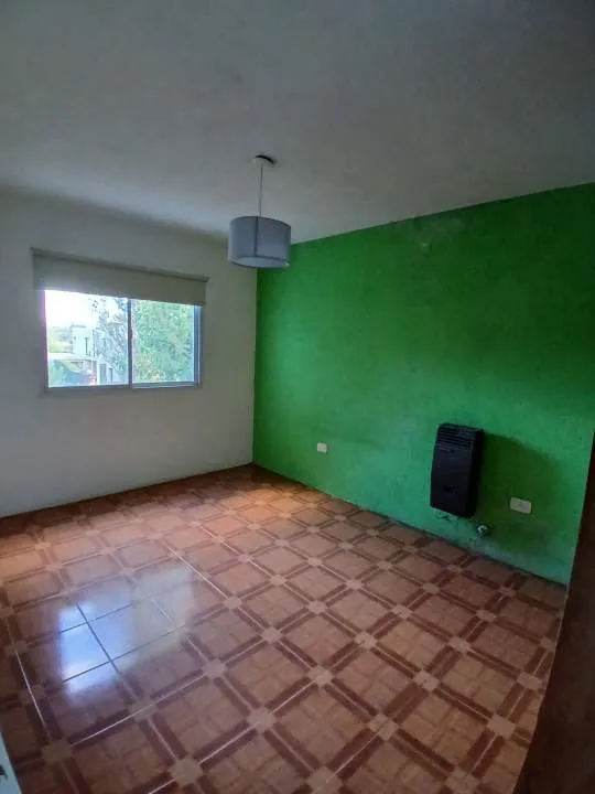 Casa. Juana Koslay. Tres Domitorios