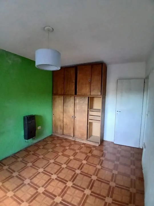Casa. Juana Koslay. Tres Domitorios