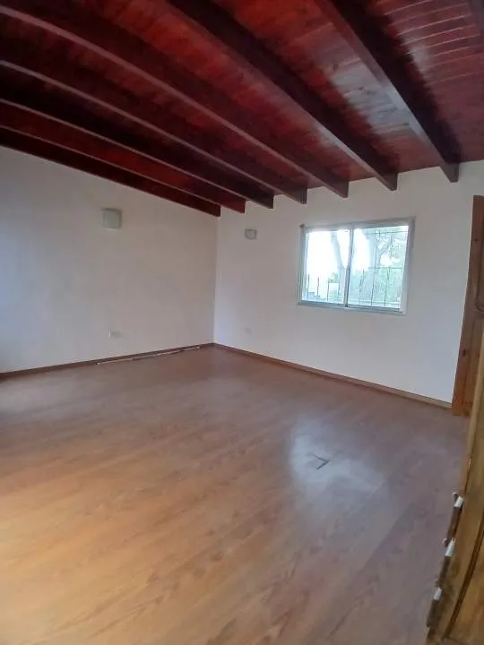 Casa. Juana Koslay. Tres Domitorios