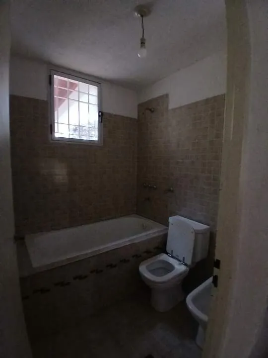 Casa. Juana Koslay. Tres Domitorios